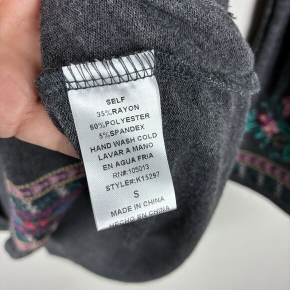 ANDRE By Unit Floral Embroidery Gray Small Top Colorful Boho Hippie Artsy - Picture 7 of 8